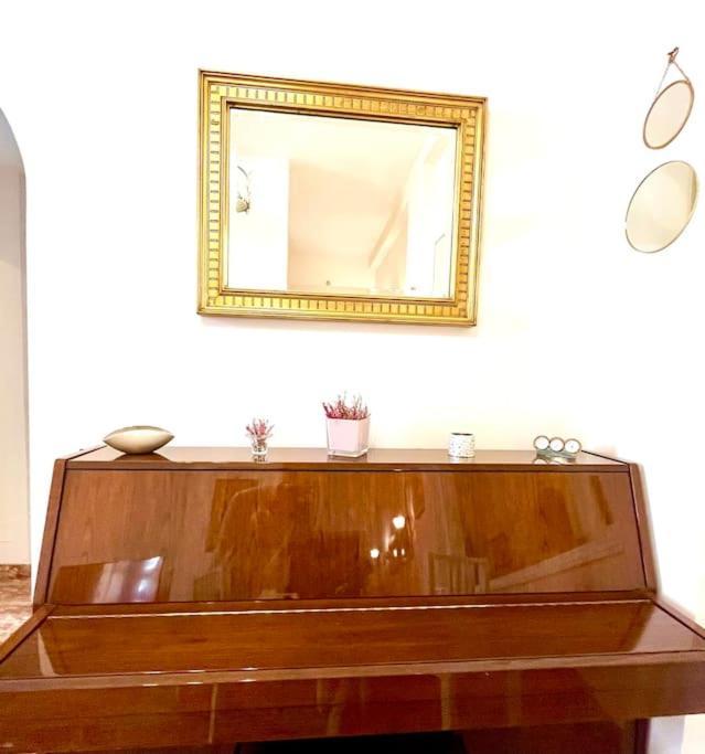 Elegant House In * Rome